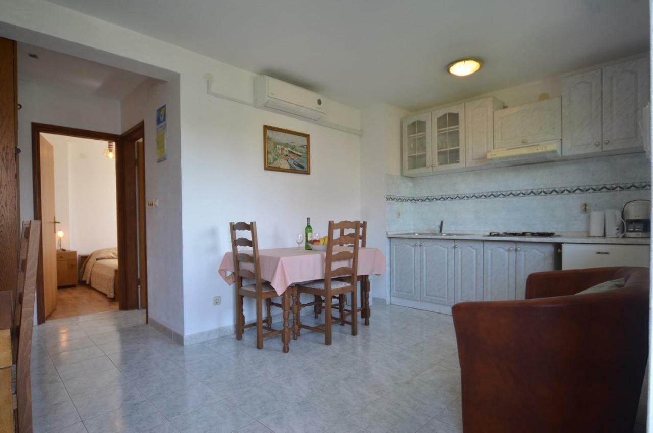 Koreni Apartments Rovinj Exterior foto