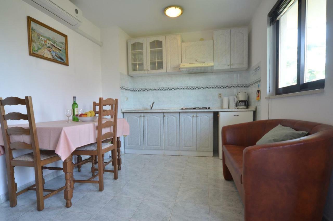 Koreni Apartments Rovinj Exterior foto
